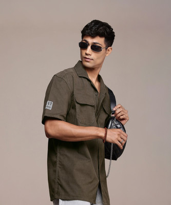 Roadster Men Solid Casual Green Shirt