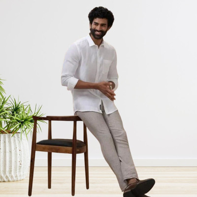 trendfeverstore Men Solid Casual White Shirt