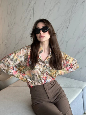 Leriya Fashion Women Solid Casual Multicolor Shirt