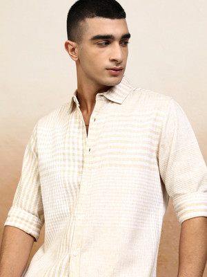 HIGHLANDER Men Checkered Casual Multicolor Shirt