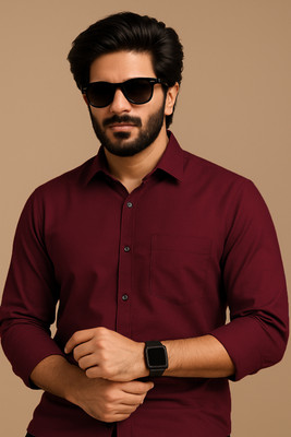 iexira Men Solid Casual Maroon Shirt