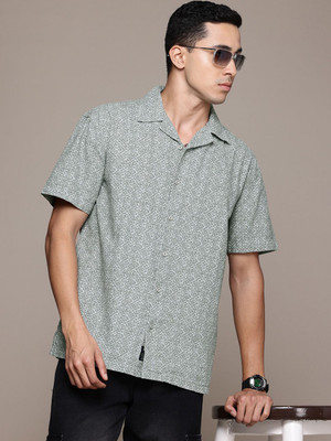 Roadster Men Printed Casual Grey Shirt