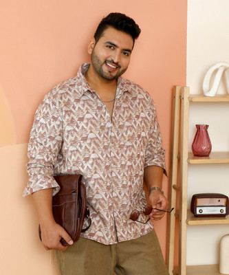 Instafab Plus Men Printed Casual Brown Shirt