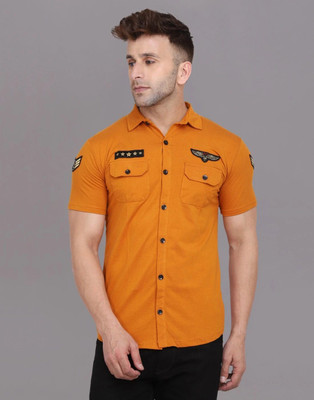 GEUM Men Solid Casual Gold Shirt