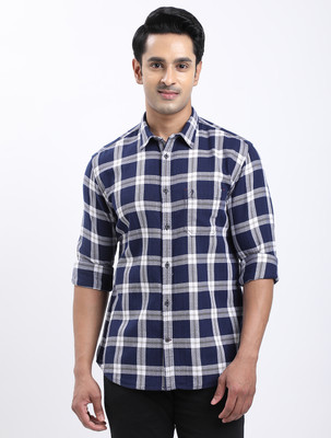 INDIAN TERRAIN Men Checkered Casual Dark Blue Shirt