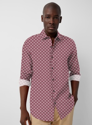 TANISHA FASHION Men Printed Casual Maroon Shirt