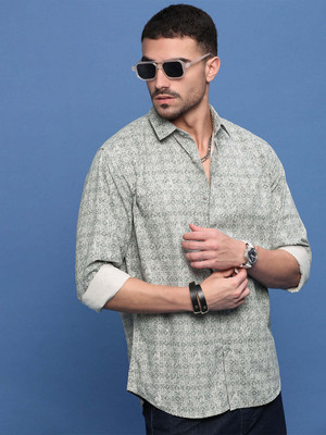 SHOWOFFFF Men Printed Casual Dark Green, White Shirt