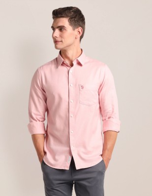 U.S. POLO ASSN. Men Solid Casual Pink Shirt