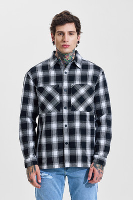 Snitch Men Checkered Casual Black Shirt