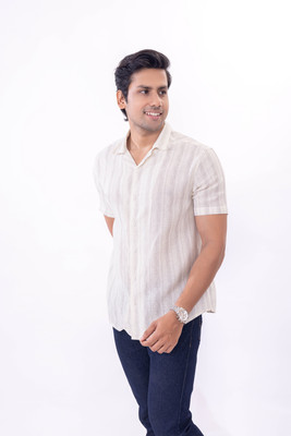 Klafter Men Striped Casual Cream, Grey Shirt