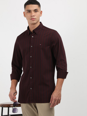 TOMMY HILFIGER Men Solid Casual Red Shirt