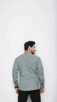 U AND J TREND Men Solid Casual Light Green Shirt