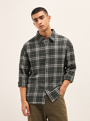 THE BEAR HOUSE Men Checkered Casual Dark Green Shirt