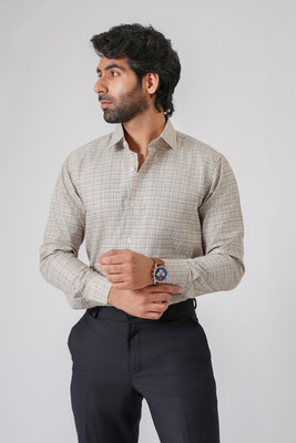 Haute Tissue Men Solid Casual Cream Shirt