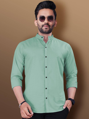 Selinta Men Solid Casual Green Shirt