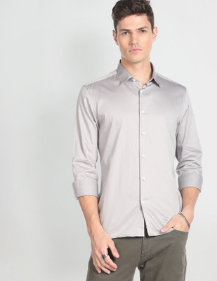 FLYING MACHINE Men Solid Casual Grey Shirt