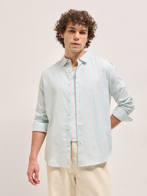 THE BEAR HOUSE Men Striped Casual Blue Shirt