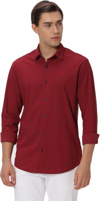 MUFTI Men Solid Casual Maroon Shirt