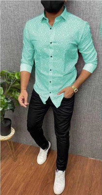 The style grove Men Solid Casual Green, White Shirt