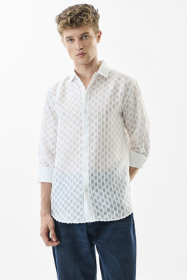 Snitch Men Checkered Casual White Shirt