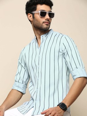 INVICTUS Men Striped Casual Blue Shirt