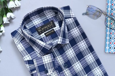 RENOUX Men Checkered Casual White, Dark Blue Shirt