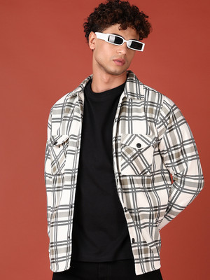 V-MART Men Checkered Casual White, Black Shirt