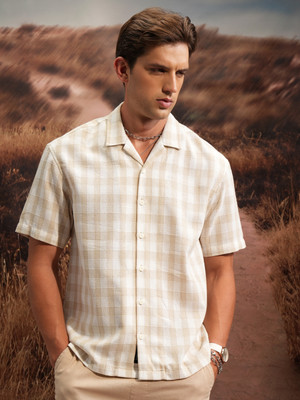 HIGHLANDER Men Checkered Casual White, Cream Shirt