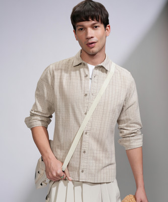 HIGHLANDER Men Checkered Casual Beige Shirt