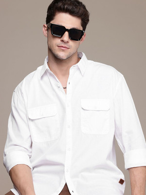 Roadster Men Solid Casual White Shirt