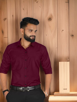 HENDRIX FASHION TREND Men Self Design Casual Maroon Shirt