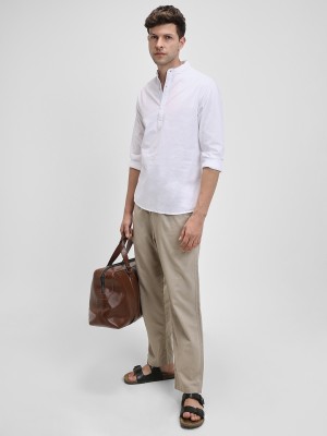 Dennis Lingo Men Solid Casual White Shirt