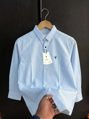 vdlooks Men Striped Casual Light Blue Shirt