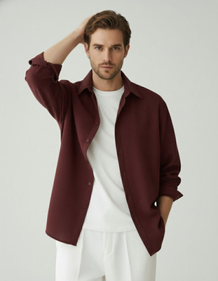 Leriya Fashion Men Self Design Casual Maroon Shirt