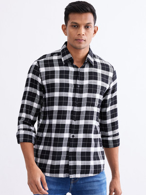 Spykar Men Checkered Casual Black Shirt