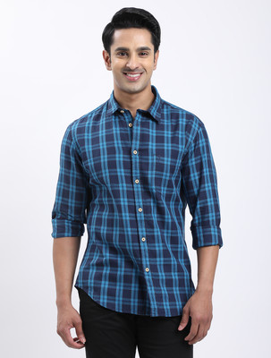 INDIAN TERRAIN Men Checkered Casual Dark Blue Shirt