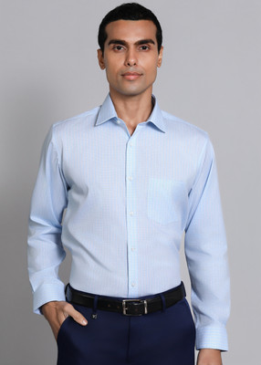 VAN HEUSEN Men Checkered Formal Light Blue Shirt