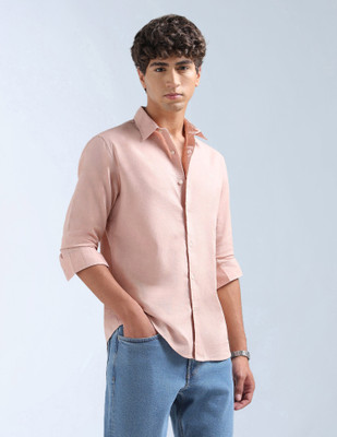 FLYING MACHINE Men Solid Casual Pink Shirt