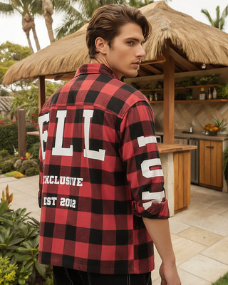 BEWAKOOF Men Checkered Casual Red, Black Shirt