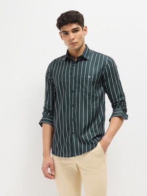 Otto Men Striped Casual Green Shirt