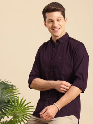 Mast & Harbour Men Solid Casual Maroon Shirt