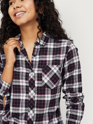 max Women Checkered Casual Black Shirt