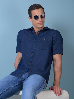CRIMSOUNE CLUB Men Solid Casual Blue Shirt