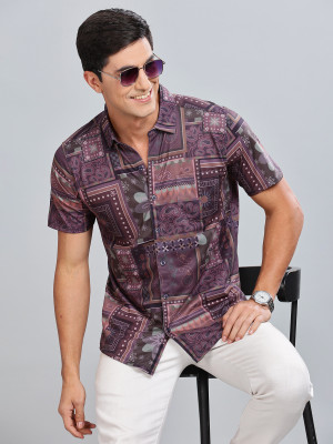 Bullmer Men Printed Casual Maroon Shirt
