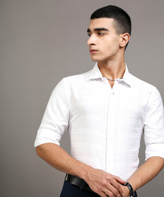 HIGHLANDER Men Checkered Formal White Shirt