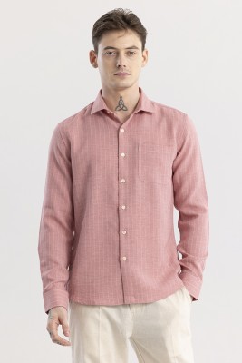 Snitch Men Solid Casual Pink Shirt