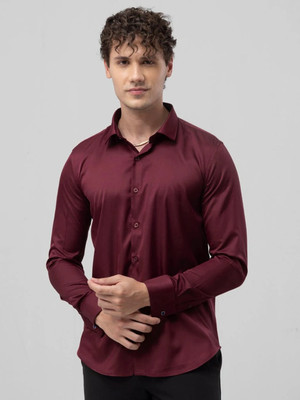 Snitch Men Solid Casual Maroon Shirt