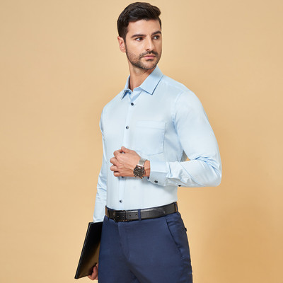 Peregrine by Pantaloons Men Solid Formal Blue Shirt