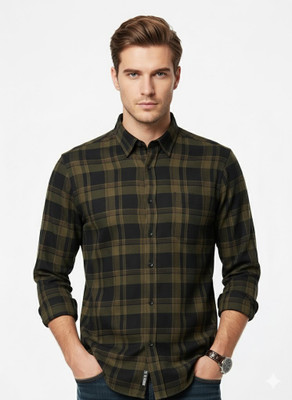 jaks Men Checkered Casual Green Shirt