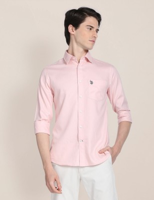 U.S. POLO ASSN. Men Solid Casual Pink Shirt